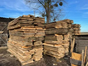 Drewno Konstrukcyjne – budownictwo przemysłowe i halowe Drewno Konstrukcyjne do budowy hal przemyslowych 300x225 1